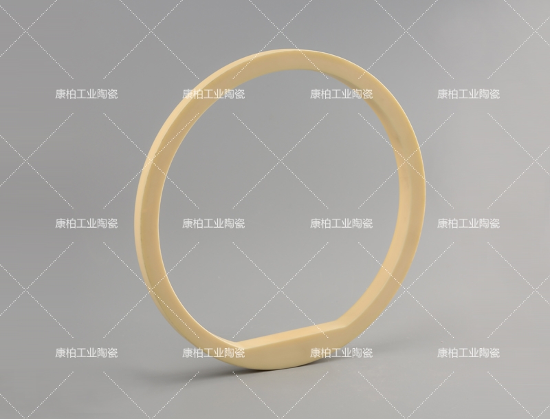 氧化鋁陶瓷容易碎裂嗎？如何提升其抗沖擊性能？